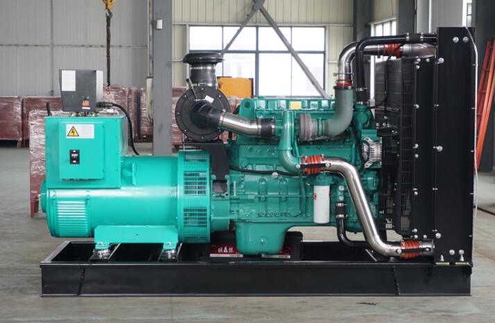 汽油發(fā)電機(jī)組使用四大注意事項(xiàng)(汽油發(fā)電機(jī)組使用說(shuō)明書(shū))